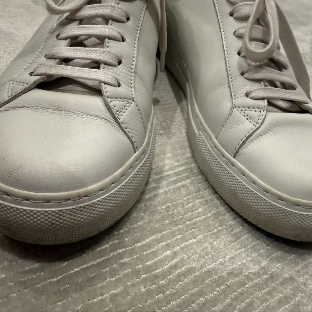 Givenchy Women's White and Lavender Sneakers - Picture 3 of 7